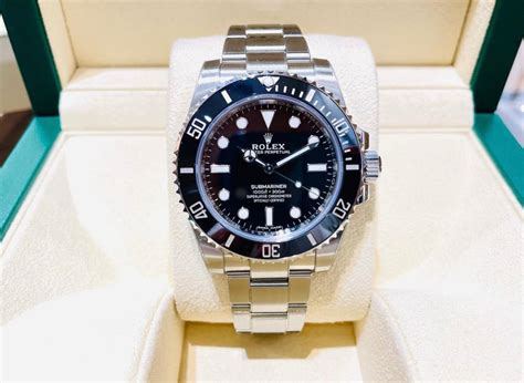 Rolex Submariner No Data 114060, la recensione completa